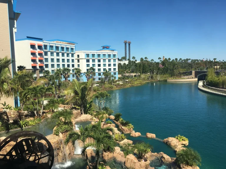 Loews Sapphire Falls Resort at Universal Orlando